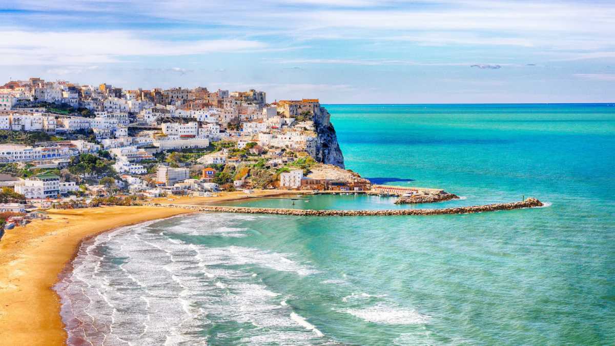 Vieste o Peschici: quale scegliere per una vacanza in famiglia?